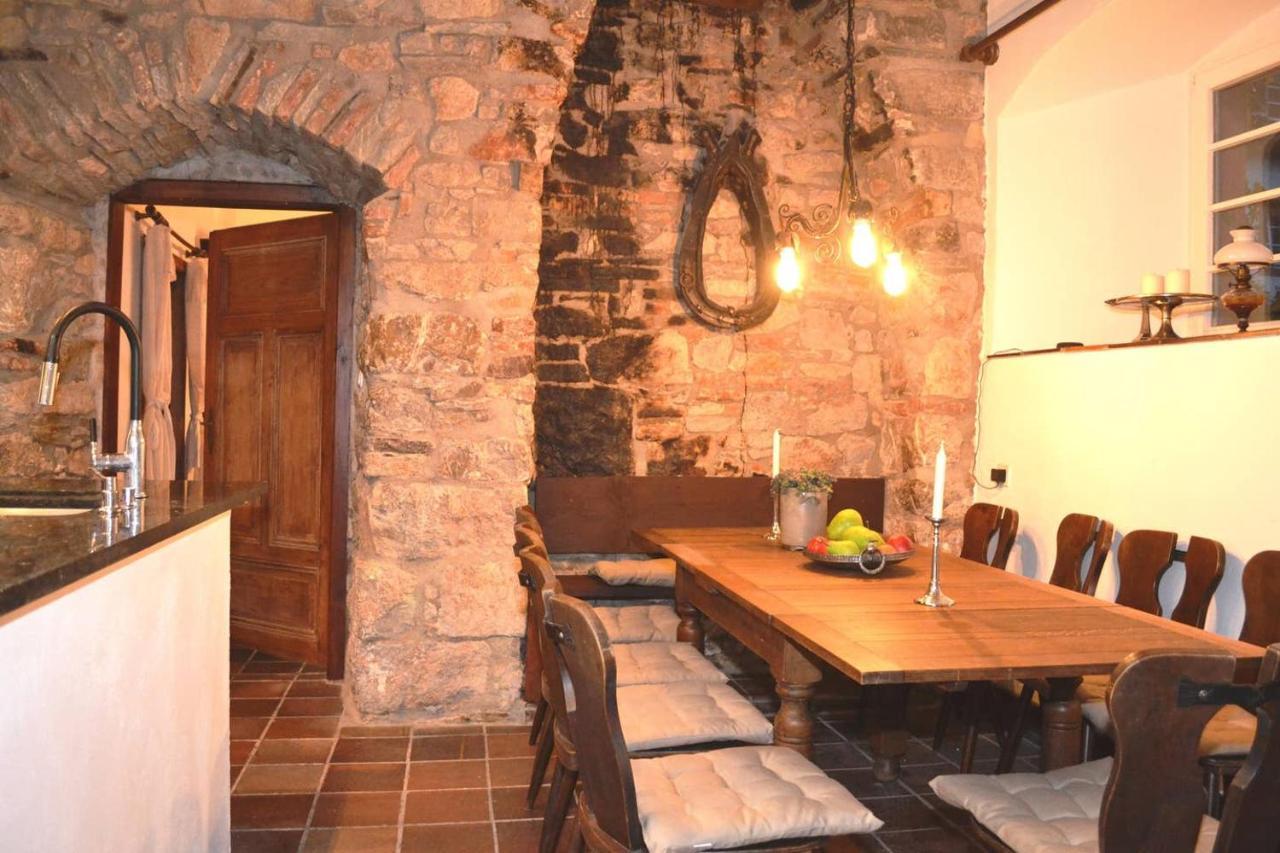 Denkmal Posthalterhof von Thurn und Taxis erbaut, 246 qm, mit Sauna Blankenheim  Exterior foto